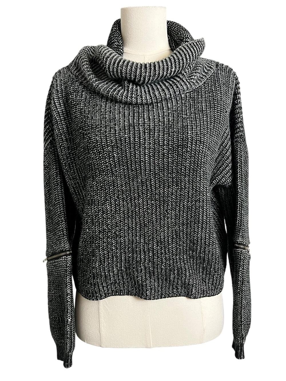 Rumor Boutique Sweater Womens Small Black Cowl Neck Chunky Knit Zipper Sleeve